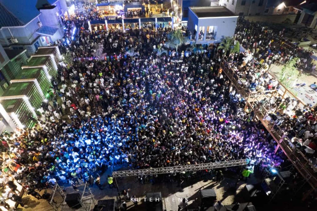Aerial shot of crowds of people watching performer Shatta Wale.